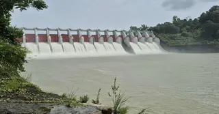 চতুর্থ দফায় খোলা হলো কর্ণফুলী পানি বিদ্যুৎ কেন্দ্রের ১৬ জলকপাট